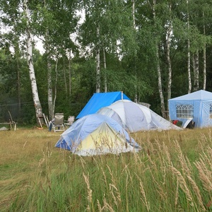 Где остановиться с палаткой на отдых в Подмосковье? Конечно, это остров Уходово!